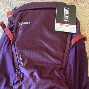 Camelbak daystar16 backpack with water pack - brand new, never used
